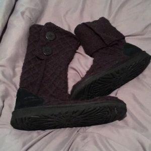 Black Ugg Cardi boots
